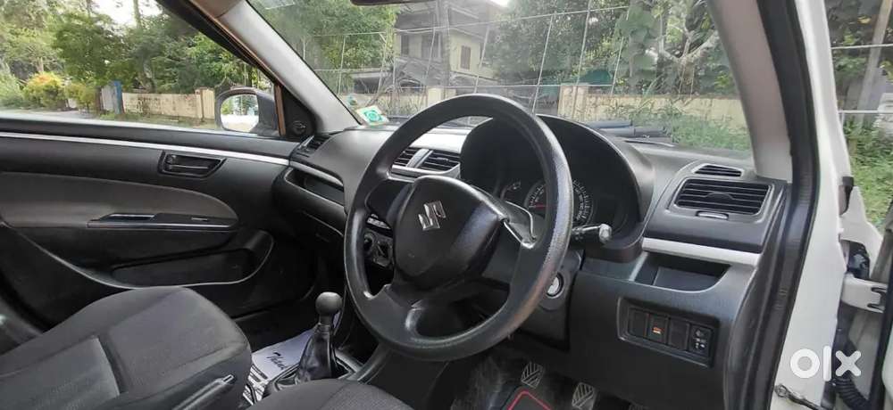 Maruti Suzuki Swift 2016 Lxi Optionel