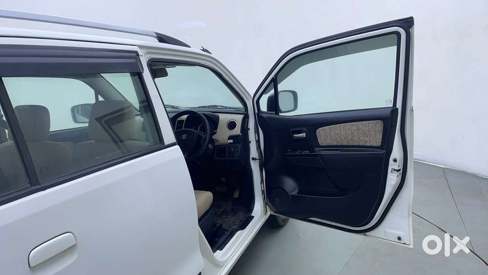 Maruti Suzuki Wagon R 1.0 Vxi (o) Amt, 2018, Petrol