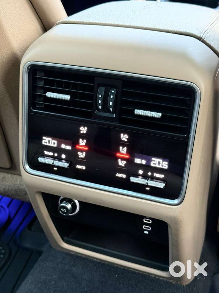 Porsche Cayenne Platinum Edition, 2022, Petrol