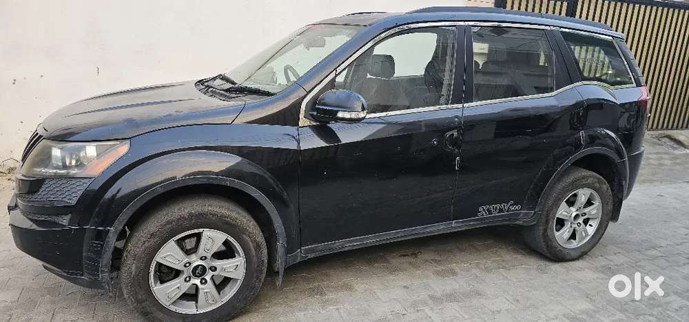Mahindra Xuv500 W8 Black 2013 Diesel