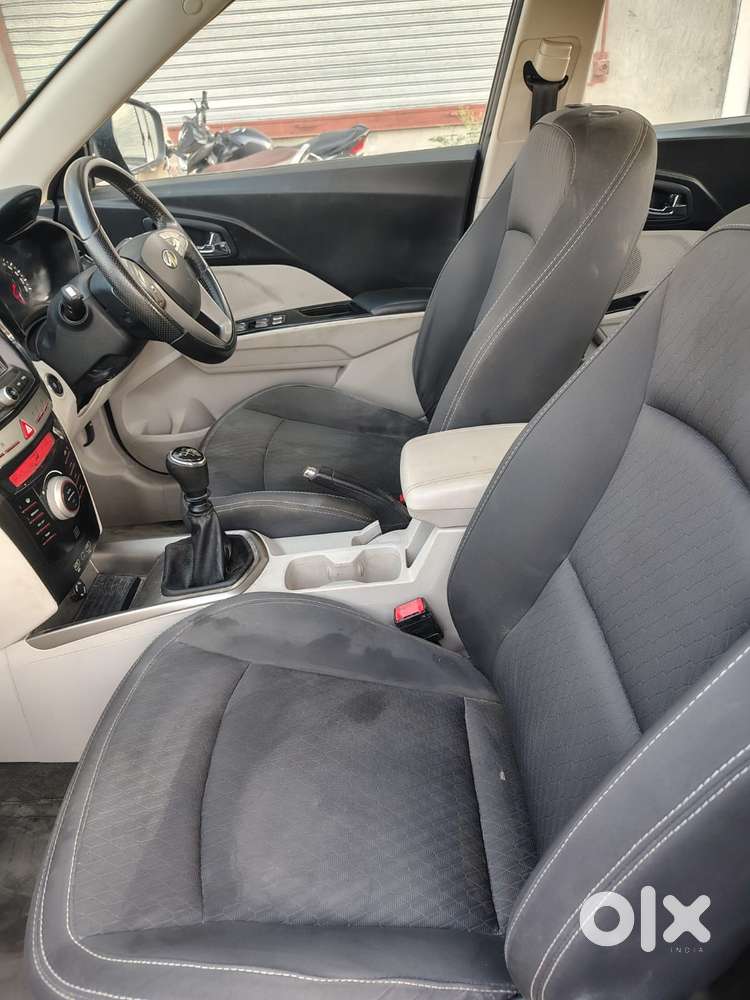 Mahindra Xuv300 W8, 2022, Petrol