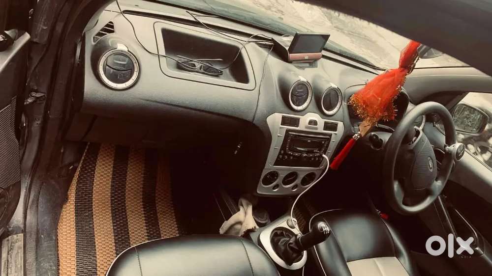 Ford Figo Petrol