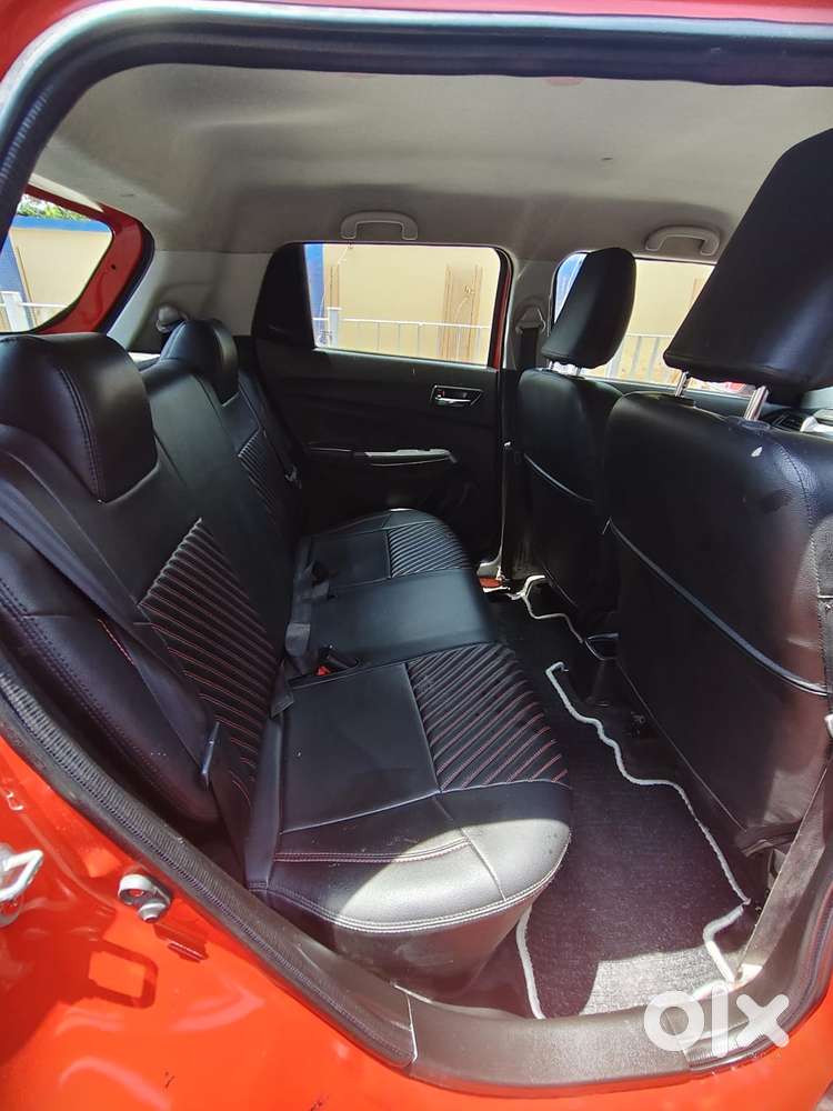 Maruti Suzuki Swift Vxi Optional, 2023, Petrol