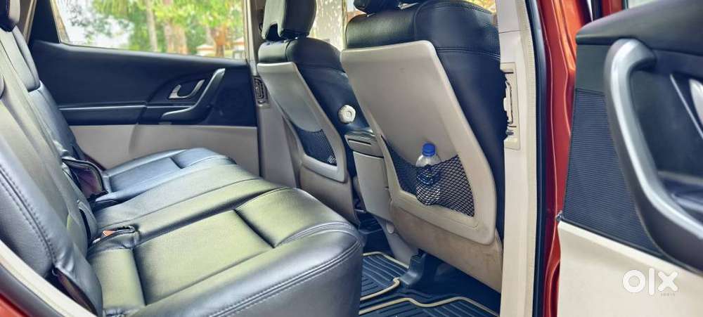 Mahindra Xuv500 W8, 2016, Diesel