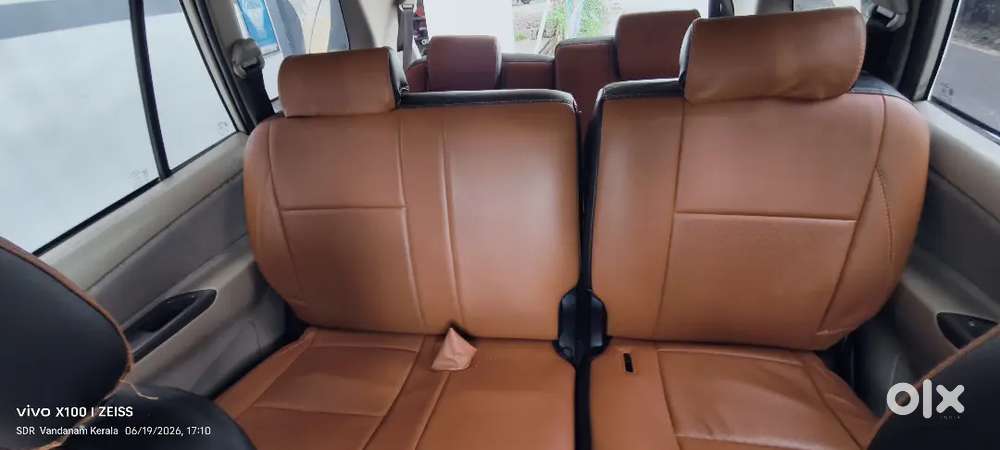 Toyota Innova 2016