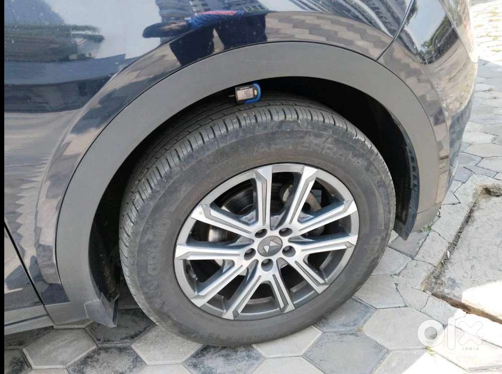 Mahindra Xuv700 Ax7 L 2023 Petrol Well Maintained