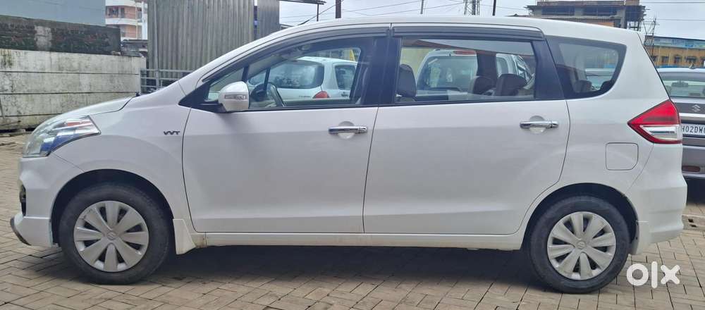 Maruti Suzuki Ertiga Vxi Abs Bs Iv, 2017, Petrol