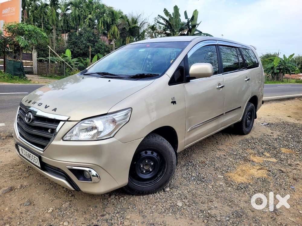 Toyota Innova 2.5 G (diesel) 8 Seater, 2014, Diesel