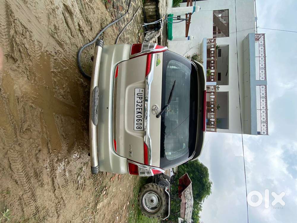 Toyota Innova 2.5 G 2012
