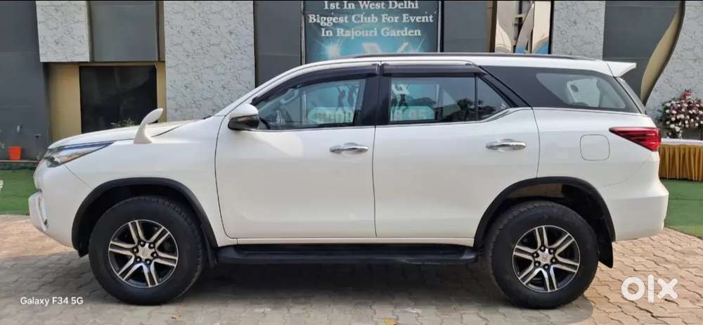 Toyota Fortuner 4x2 At 2.8 Diesel, 2018, Diesel