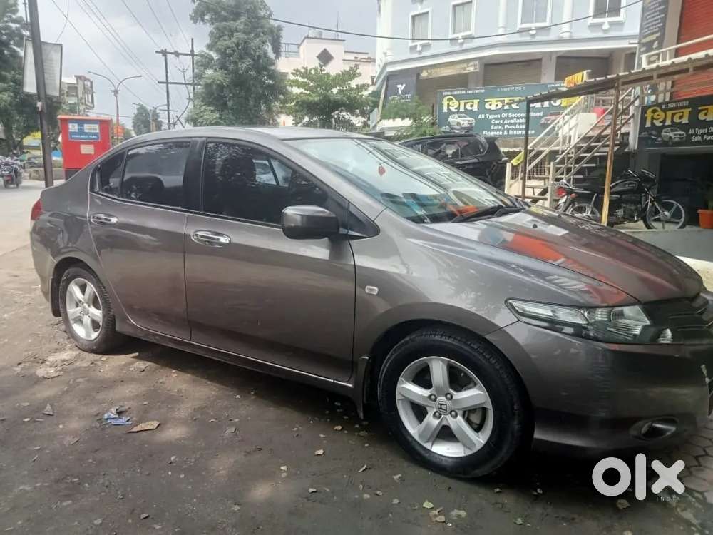Honda City V At Exclusive, 2011, Petrol