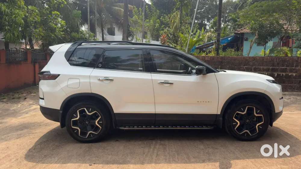 Tata Safari 2025 Diesel 26000 Km Driven 7 Seater