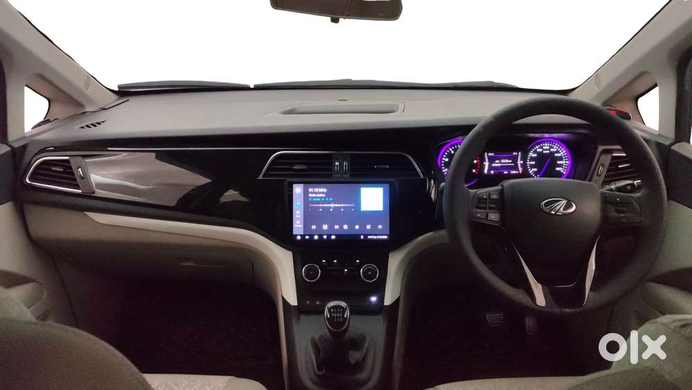 Mahindra Marazzo M6 8str, 2025, Diesel