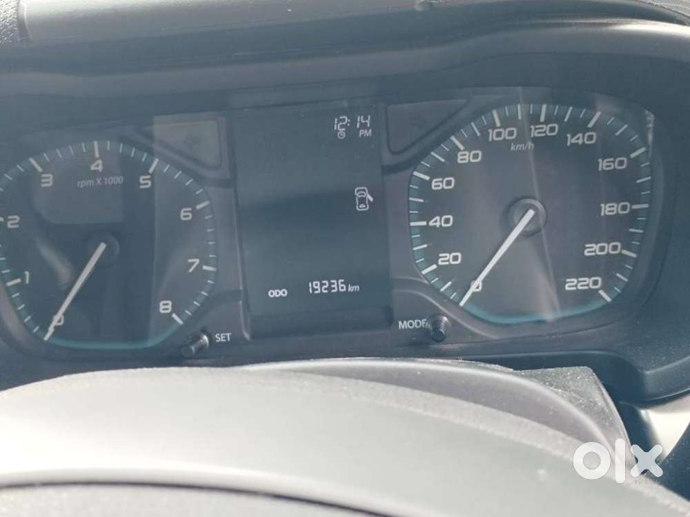 Tata Altroz Xz, 2023, Petrol