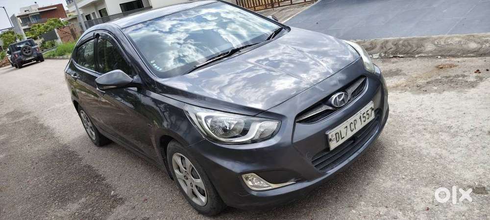 Hyundai Verna 1.6 Ex Vtvt, 2012, Petrol
