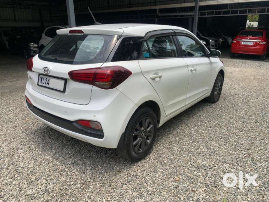 Hyundai I20 Asta (o) 1.2 Mt, 2019, Petrol
