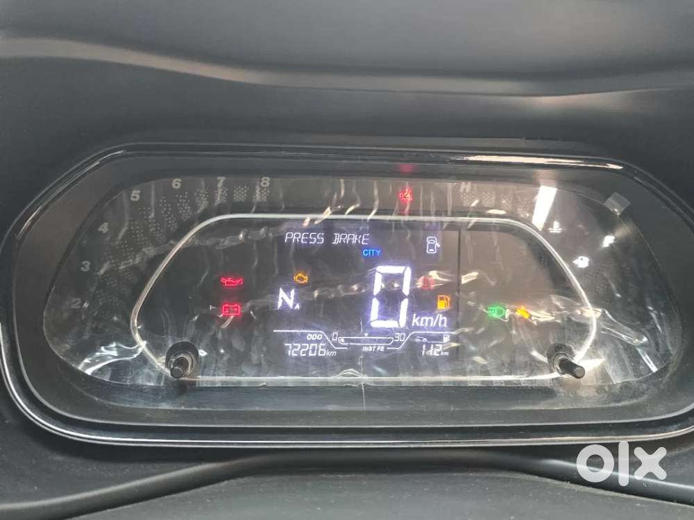 Tata Nexon 1.2 Revotron Xza Plus Hs Dark Edition, 2022, Petrol