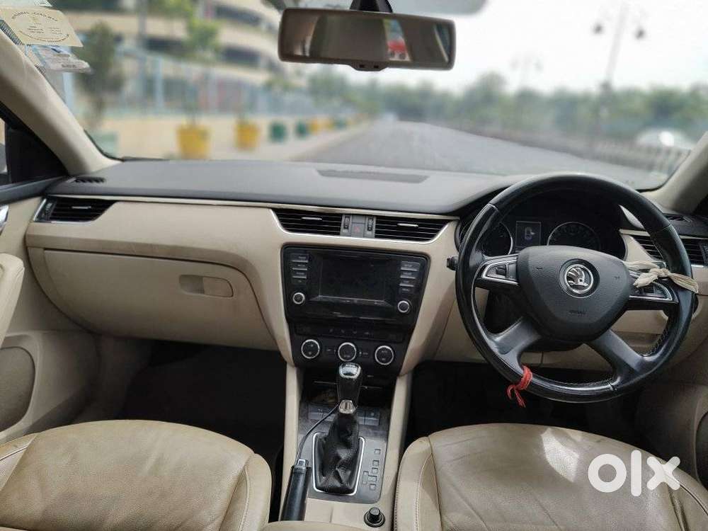 Skoda Octavia 1.8 Elegance Tsi At, 2014, Petrol