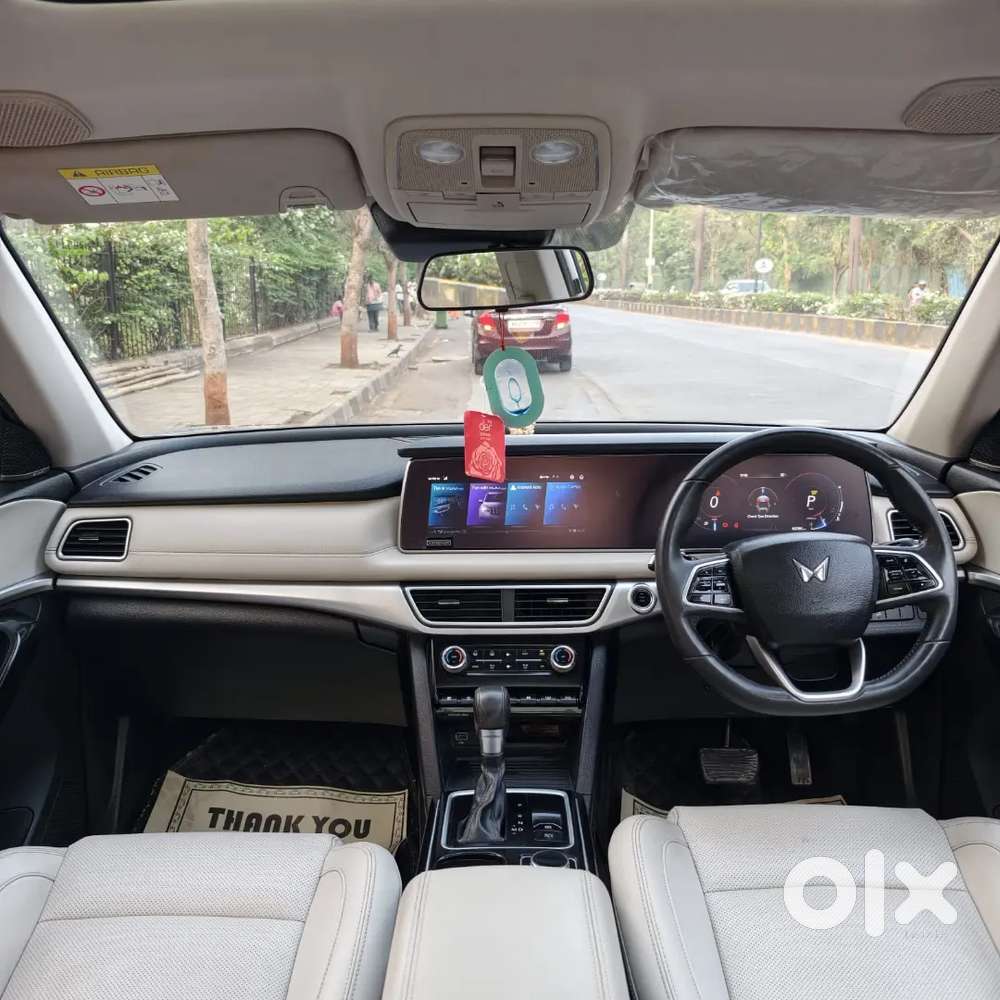 Mahindra Xuv700 Ax7l Diesel Top Model