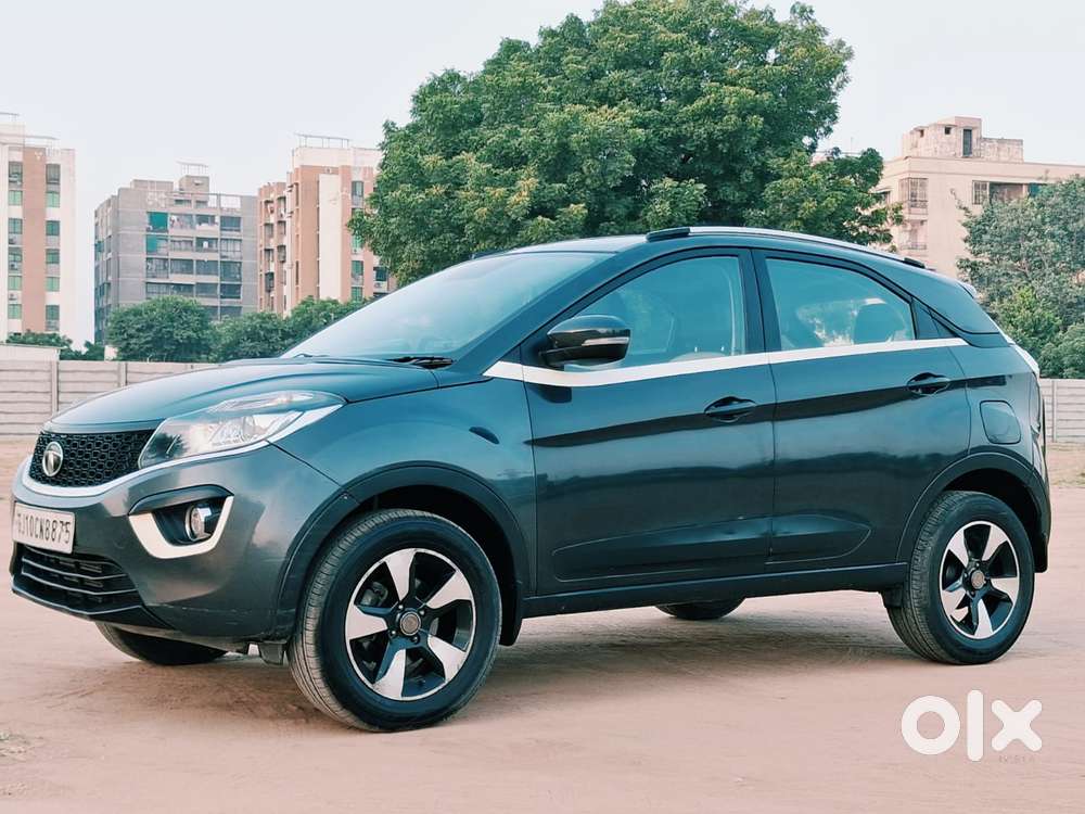 Tata Nexon 1.2 Revotron Xza Plus, 2018, Petrol
