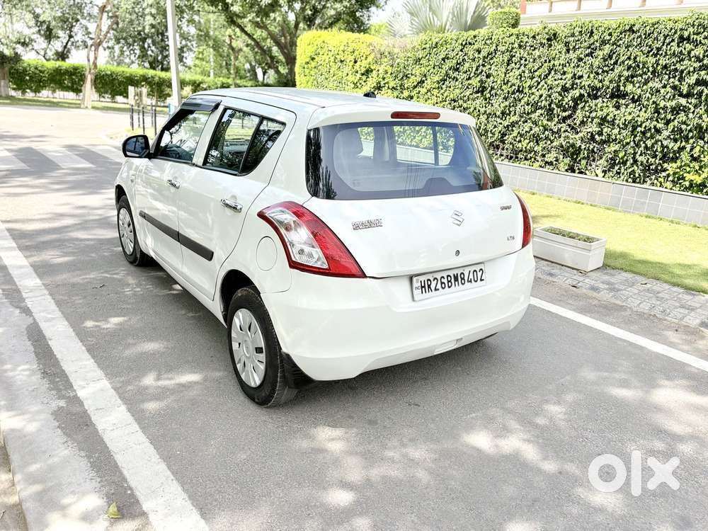 Maruti Suzuki Swift Lxi Option, 2011, Petrol