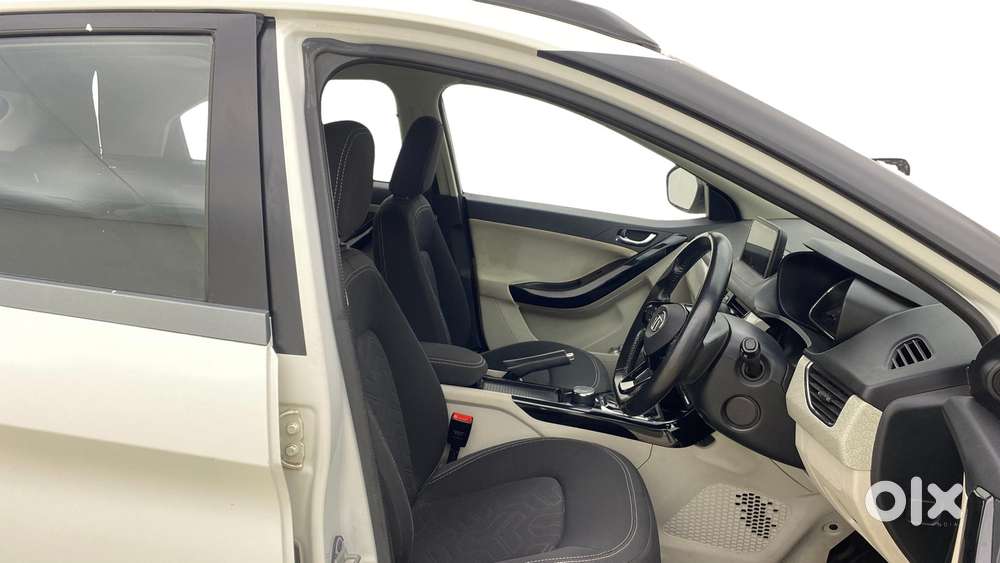 Tata Nexon 1.2 Revotron Xza Plus Premium, 2021, Petrol