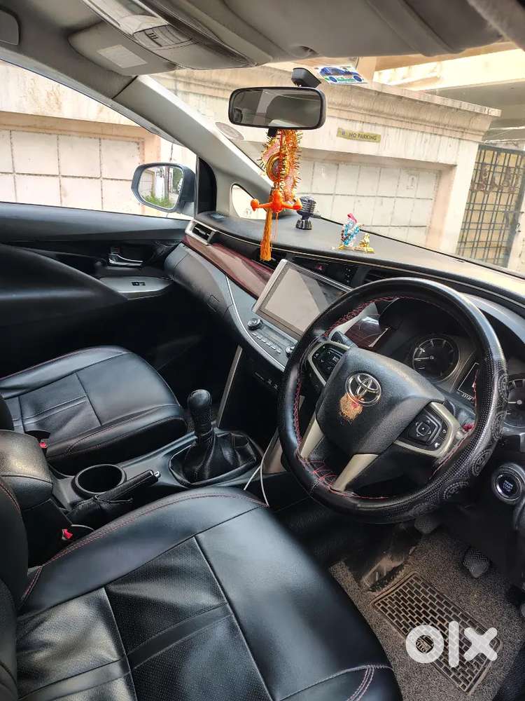 Toyota Innova Crysta 2016 Diesel 215000 Km Driven