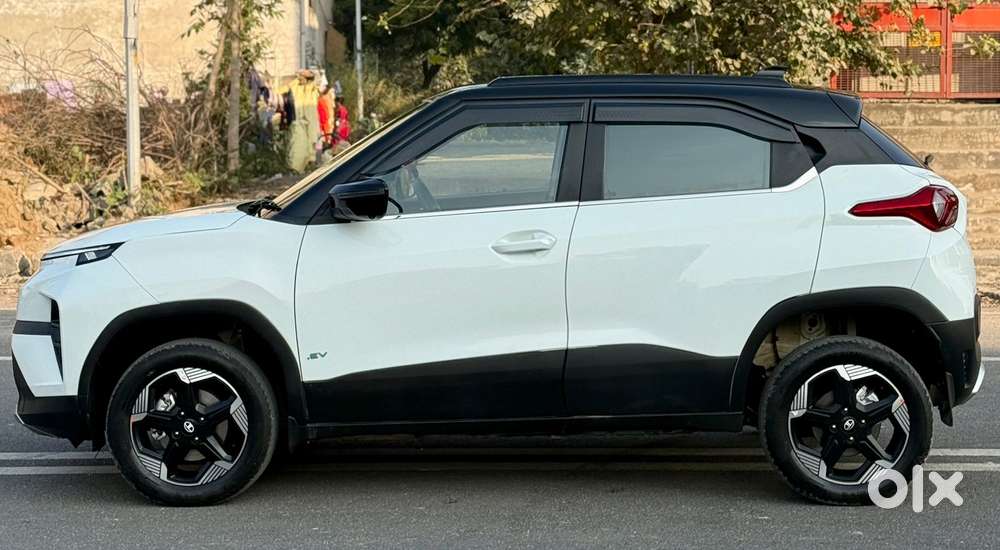 Tata Punch Ev Empowered Lr, 2024, Electric