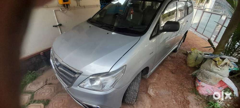 Toyota Innova G November 2011 - Excellent Mileage With Less Pollution