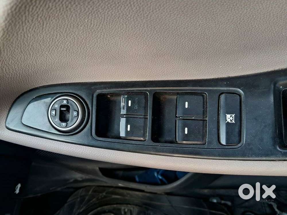Hyundai Elite I20 Magna+ Vtvt, 2016, Petrol