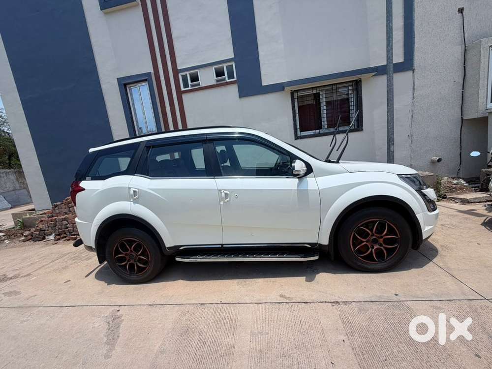 Mahindra Xuv500 W7 Bs6 Diesel Manual 2021  36,000 Km