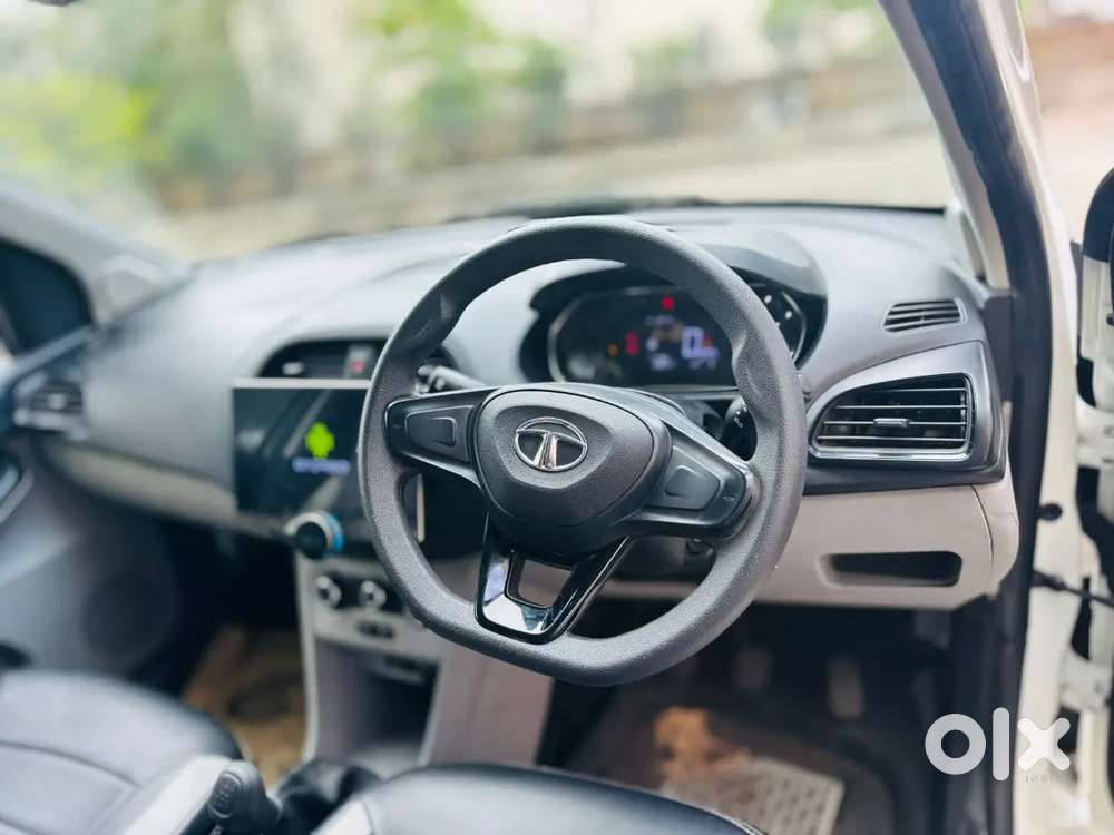 Tata Tiago Xt Icng 2024