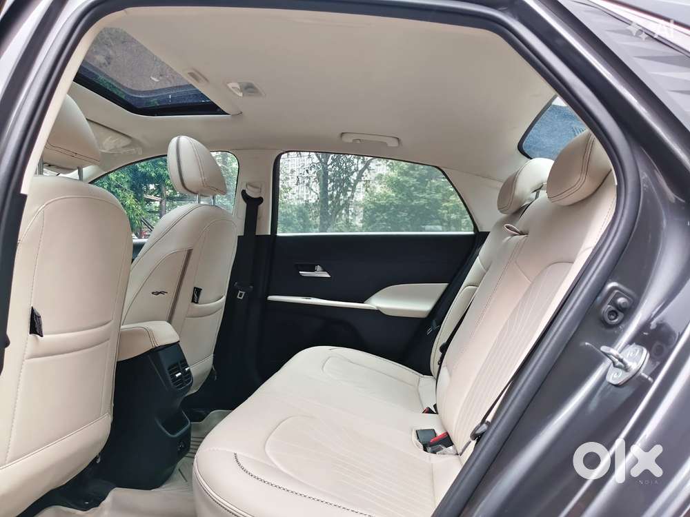 Hyundai Verna 1.5 Sx Ivt, 2025, Petrol