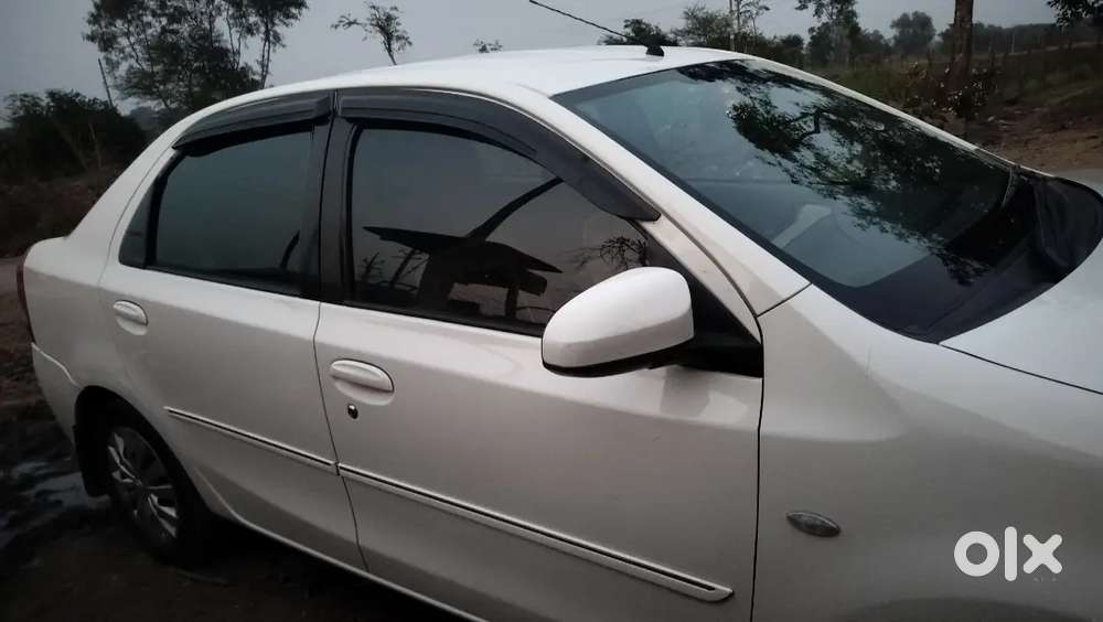 Toyota Etios Petrol Manual 2014 Variant