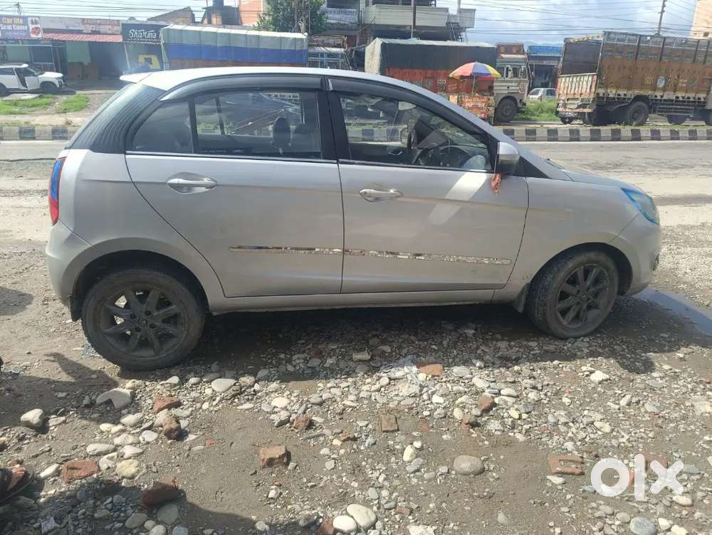 Tata Bolt 1.2 Xe 2016
