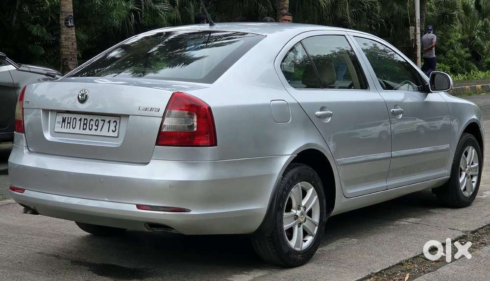 Skoda Laura Ambiente 2.0 Tdi Cr Manual, 2013, Diesel