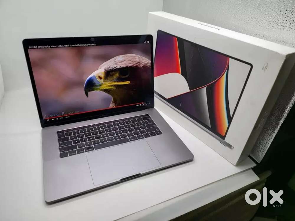 MACBOOK PRO 15 TOUCHBAR 8-CORE CORE i9 16GB 500GB VEGA SPE