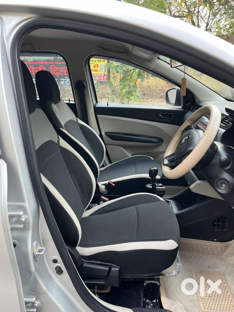 Renault Triber Rxe, 2024, Petrol