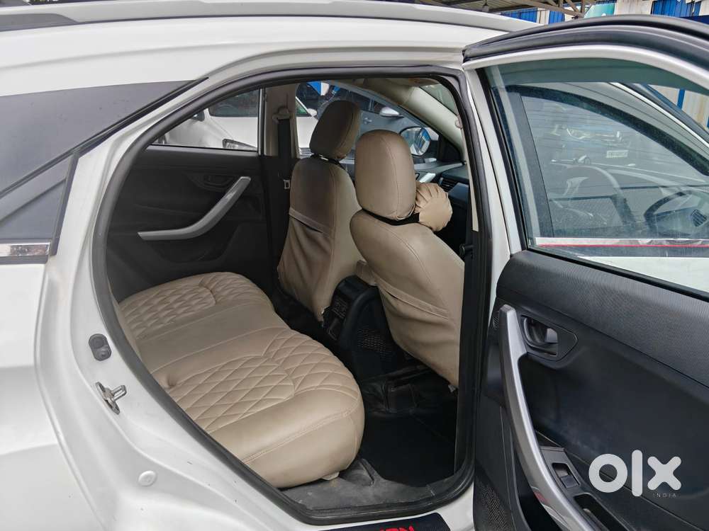 Tata Nexon 1.2 Revotron Xm Plus (s), 2023, Petrol