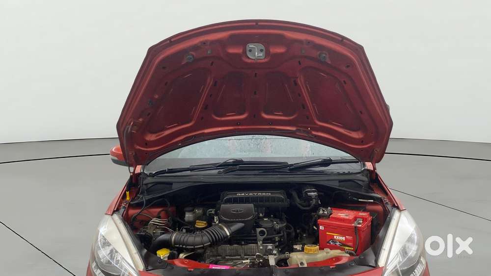 Tata Tiago 1.2 Revotron Xza, 2017, Petrol