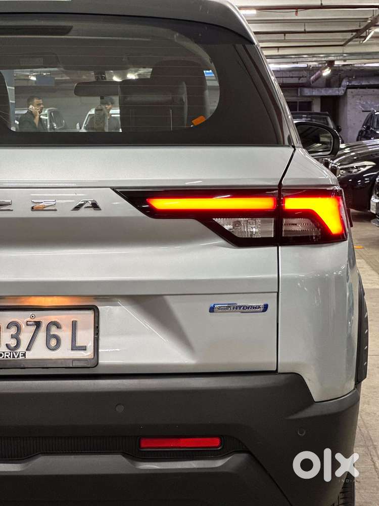 Maruti Suzuki Brezza 1.5 Vxi Smart Hybrid, 2024, Cng & Hybrids