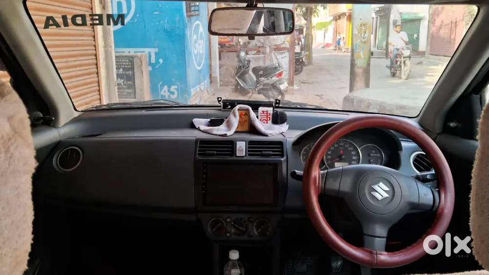 Maruti Suzuki Swift 2010 Petrol 980096 Km Driven