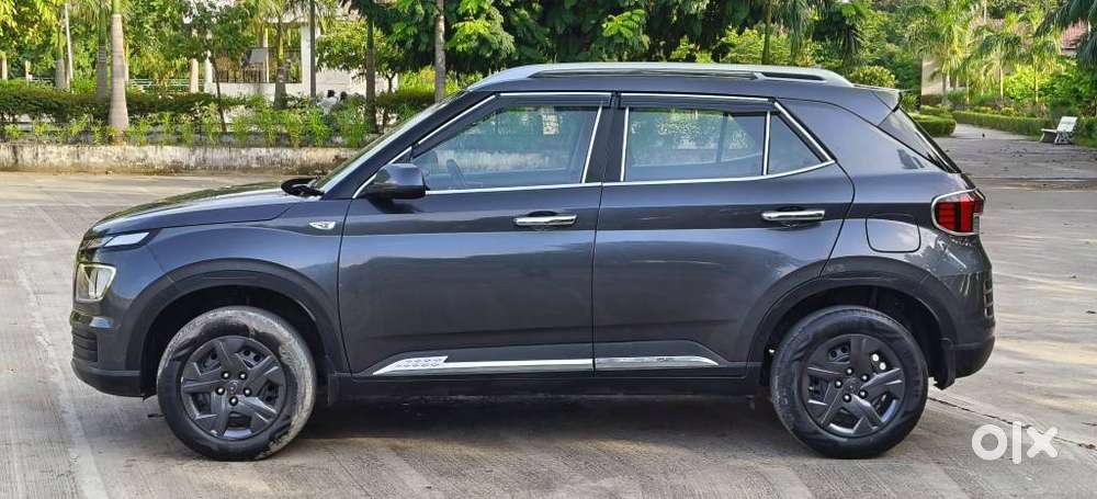 Hyundai Venue S 1.2 Petrol, 2024, Petrol