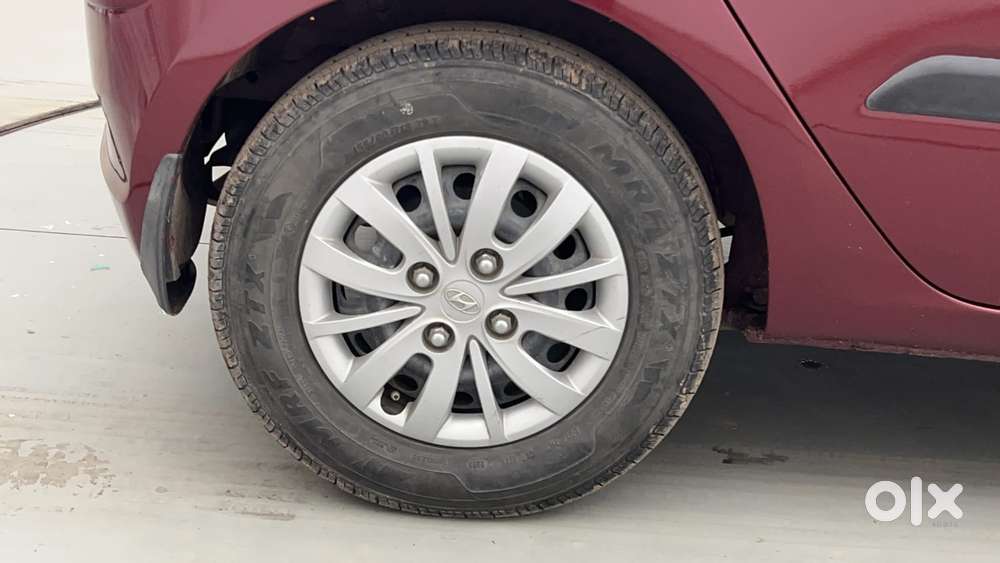 Hyundai I10 Sportz 1.1 Irde2, 2016, Petrol