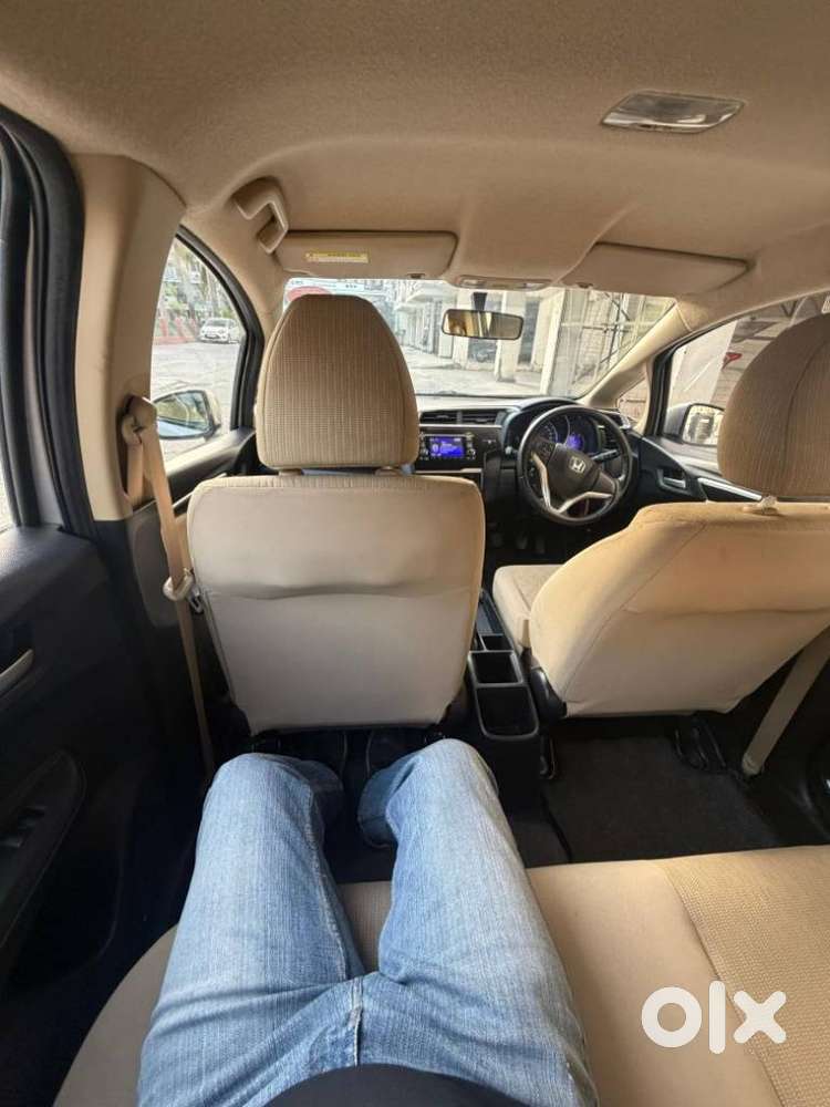 Honda Jazz V Mt Privilege, 2017, Petrol