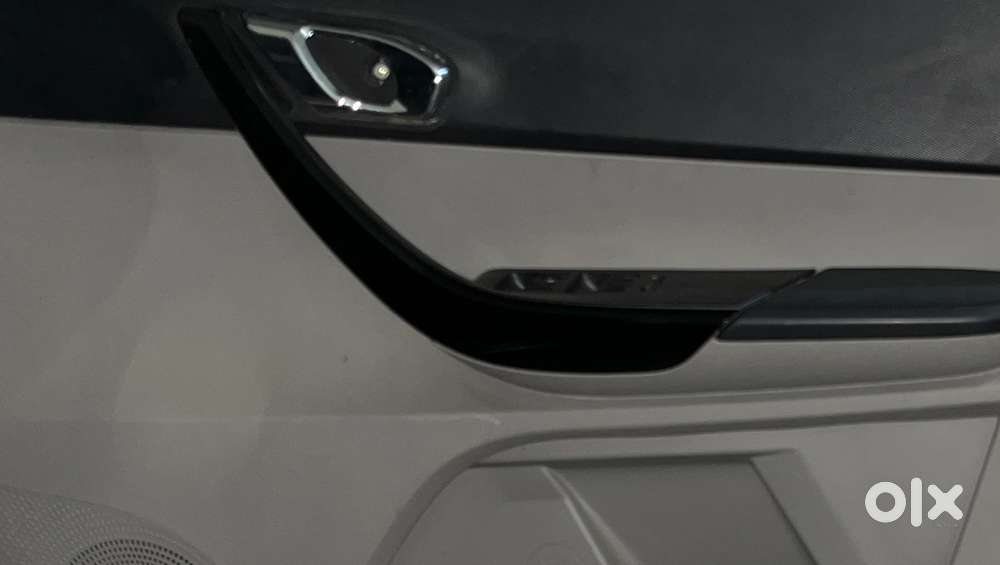 Tata Tiago 1.2 Revotron Xz, 2018, Petrol