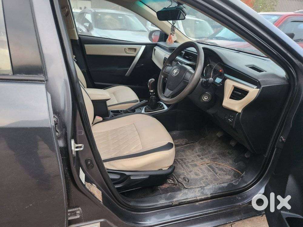 Toyota Corolla Altis 2010-2013 G, 2014, Petrol