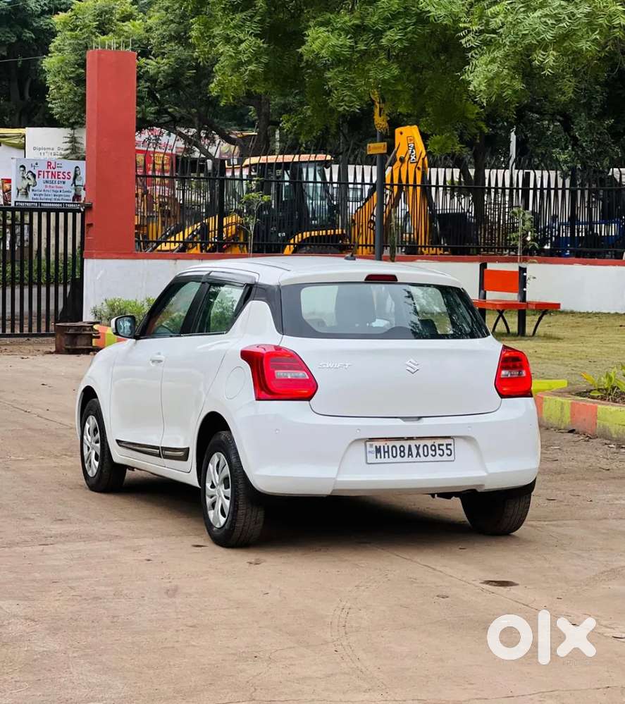 Maruti Suzuki Swift Vxi, 2021, Petrol
