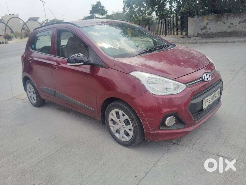 Hyundai Grand I10 Sportz, 2016, Petrol