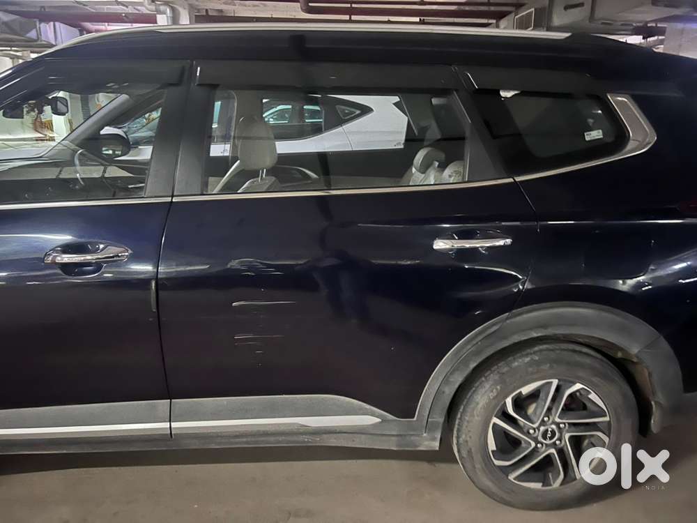 Kia Carens Petrol 2023